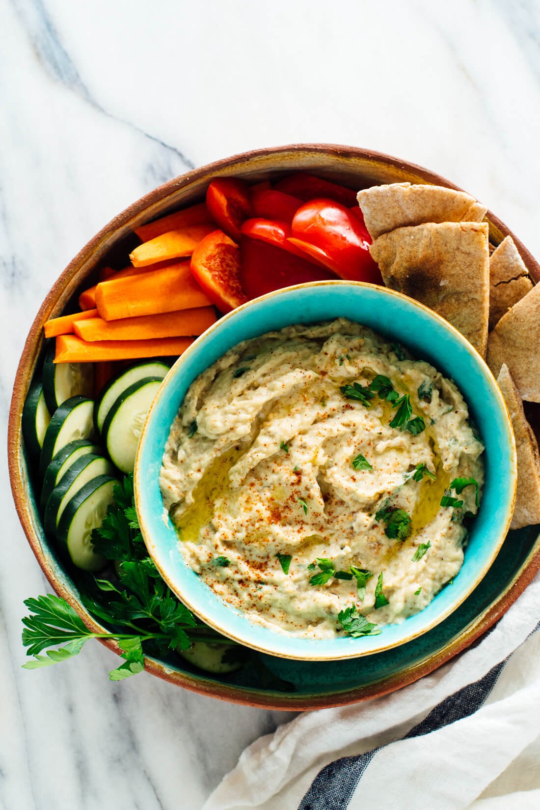This easy baba ganoush recipe tastes amazing! 